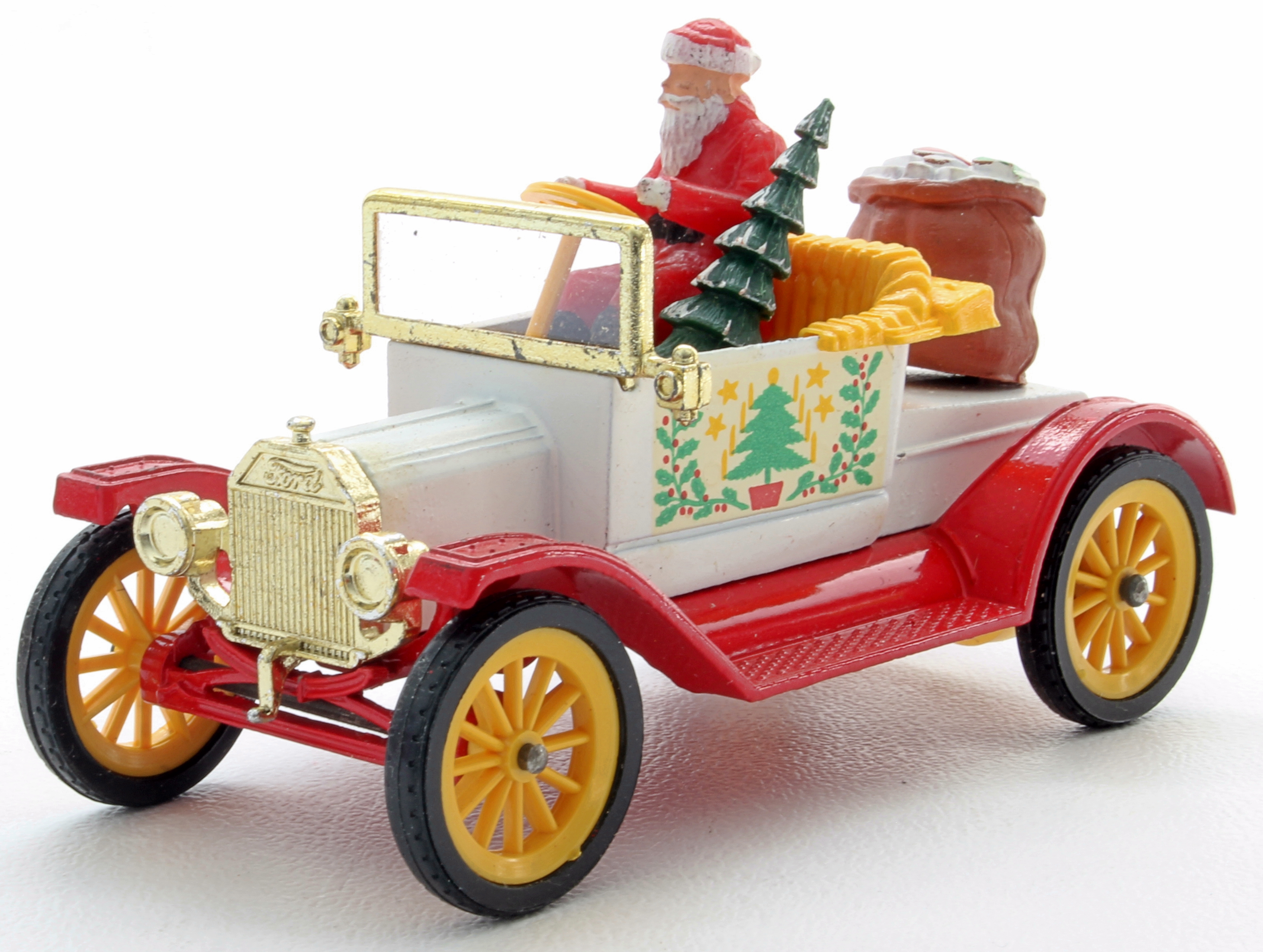 485: Santa Special Model T Ford – Dinky Toys: TV Shows, Space and