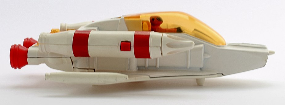 Dinky toys - space battle cruiser ( 367