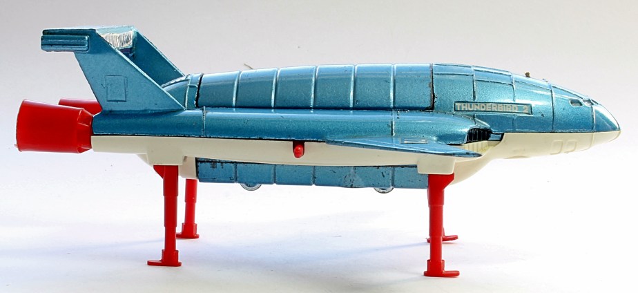 106 Blue White Red Side1.jpg