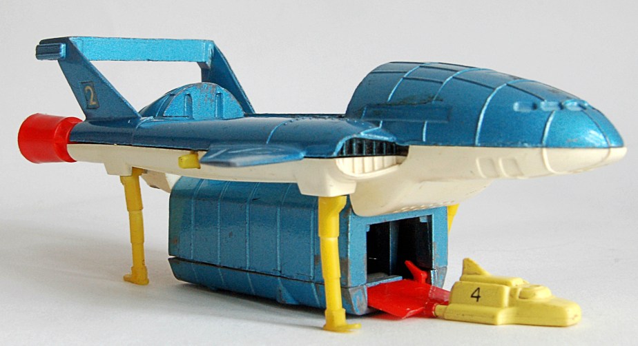 106 Blue White Yellow legs 4 PS.jpg